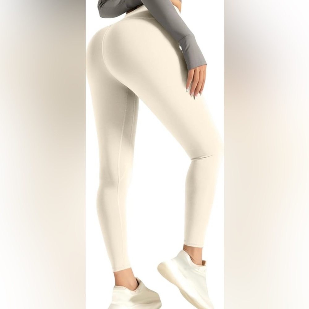 Elegant Cream Women's Leggings - Picture 16 of 16